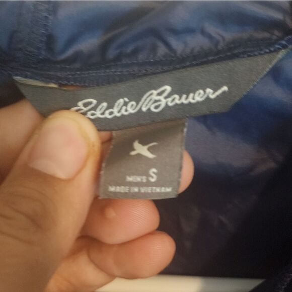 Men's Eddie Bauer full zip rain jacket hoodie, size small - Picture 2 of 4
